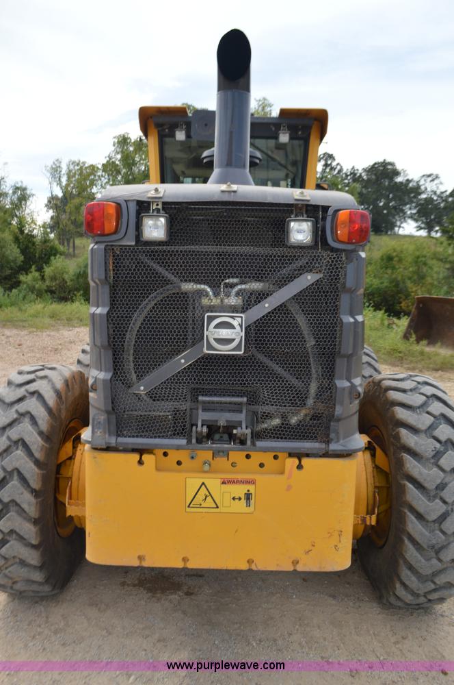 image for item J8698 2007 Volvo G930 motor grader