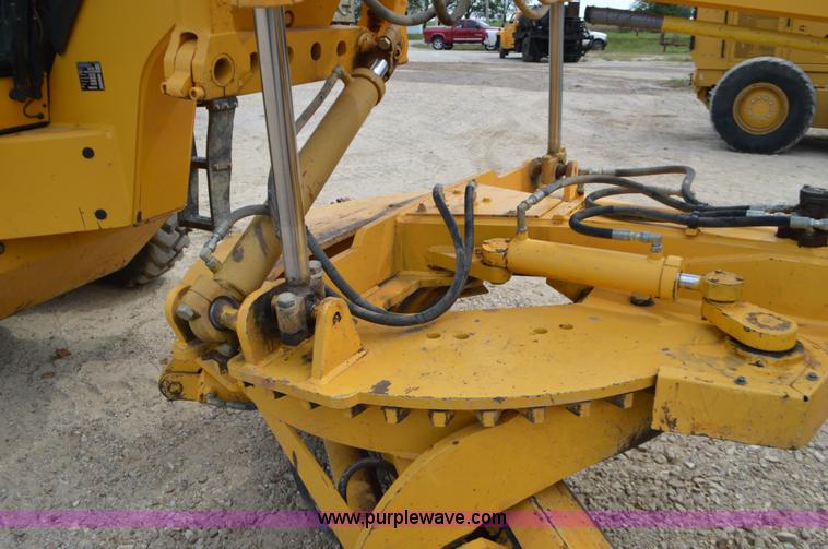 image for item J8698 2007 Volvo G930 motor grader