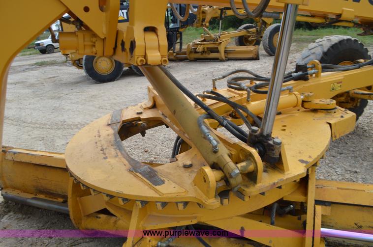 image for item J8698 2007 Volvo G930 motor grader