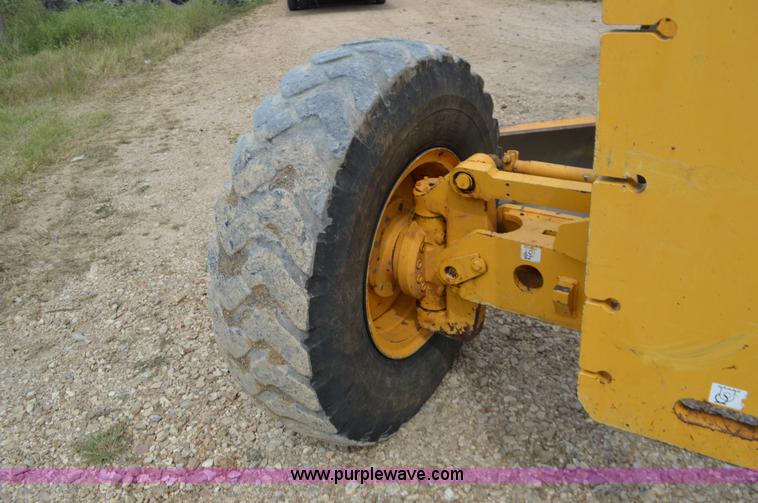 image for item J8698 2007 Volvo G930 motor grader