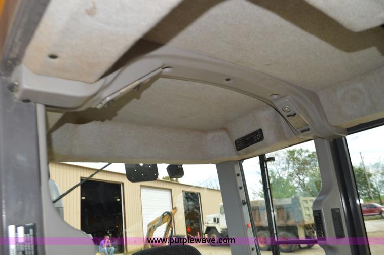 image for item J8698 2007 Volvo G930 motor grader