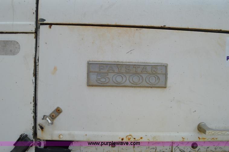 image for item J8699 1976 International Paystar 5000 dump truck