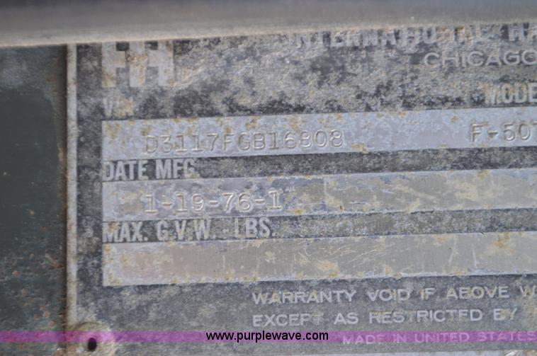 image for item J8699 1976 International Paystar 5000 dump truck