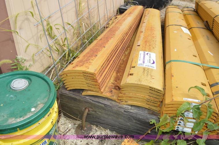 image for item J8700 (16) motor grader cutting edges