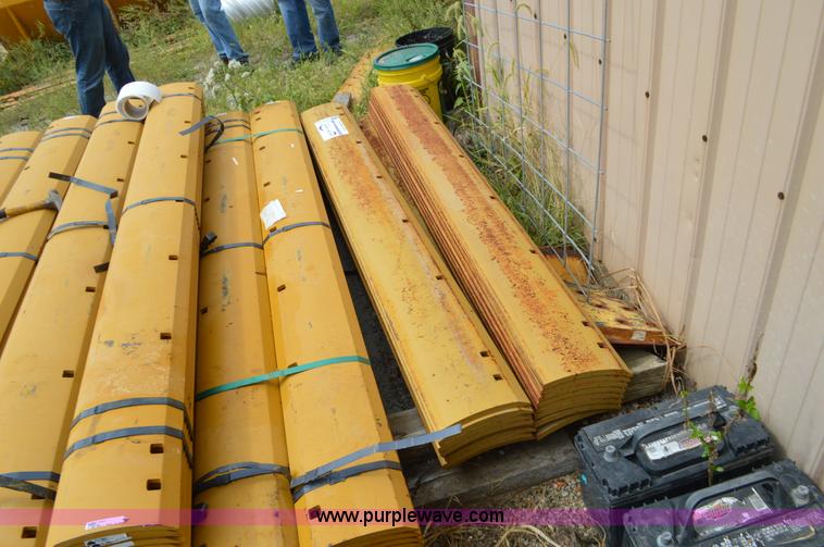 image for item J8700 (16) motor grader cutting edges