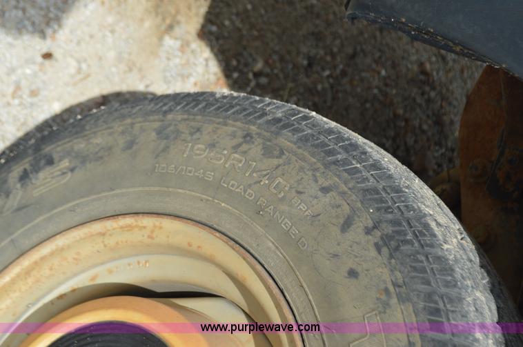 image for item J8701 1986 Chevrolet S10 pickup truck