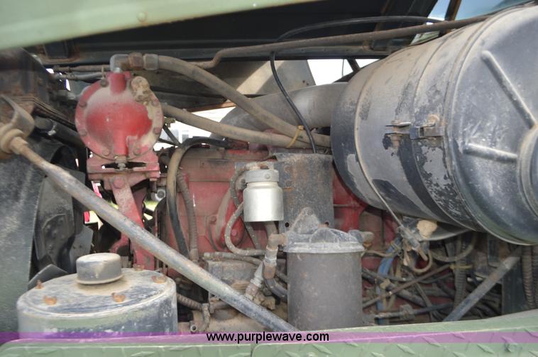 image for item J8702 1976 International Paystar 5000 dump truck