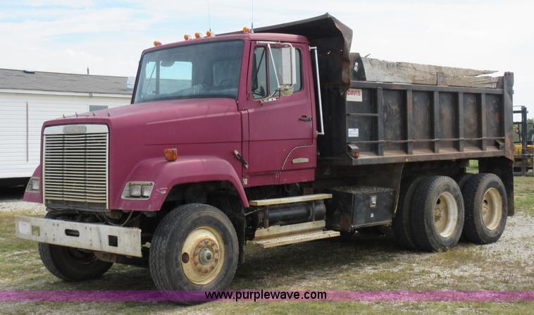 image for item J8704 1990 Freightliner FLC1124T dump truck