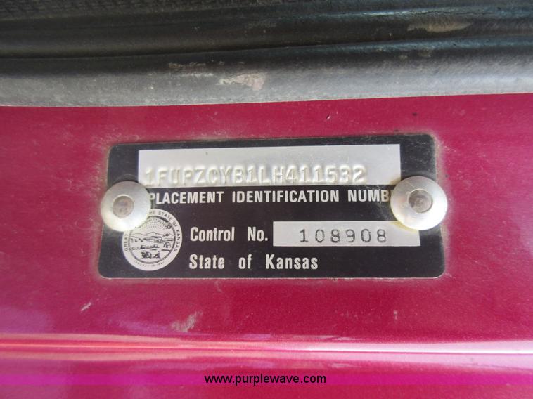 image for item J8704 1990 Freightliner FLC1124T dump truck