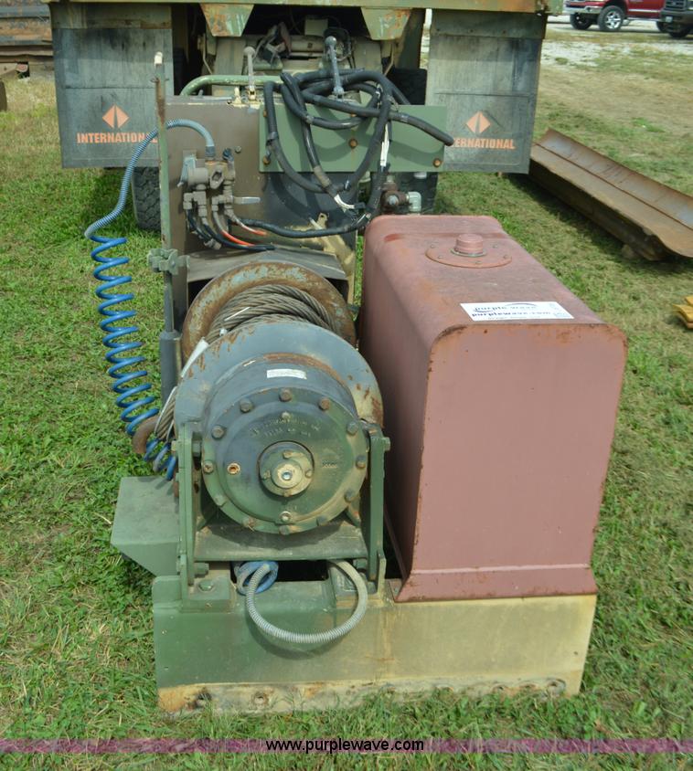 image for item J8705 DP Manufacturing V5BDX1LD hydraulic winch