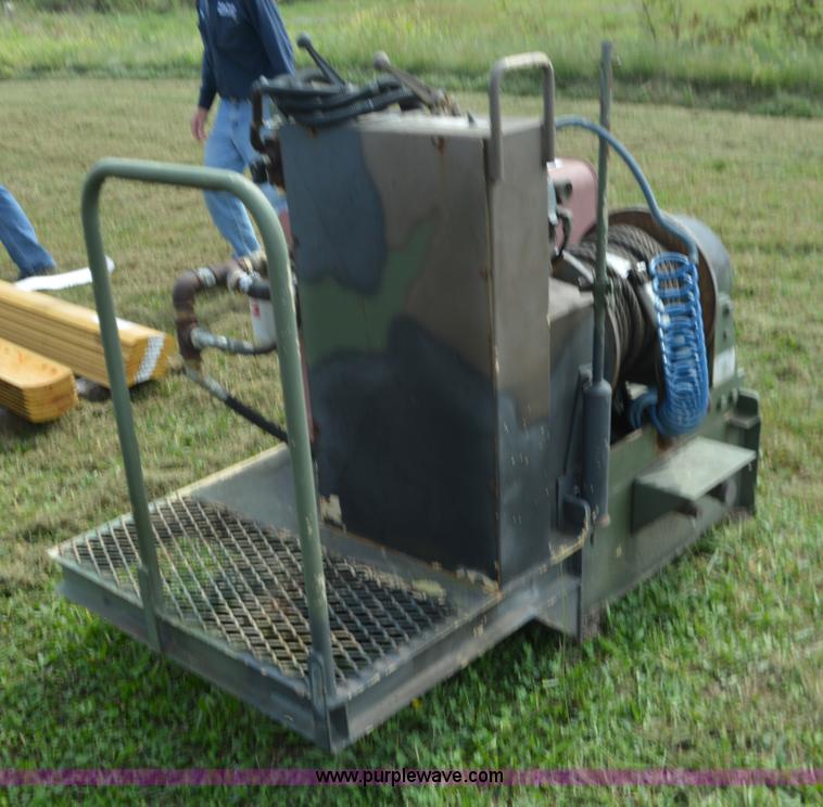 image for item J8705 DP Manufacturing V5BDX1LD hydraulic winch