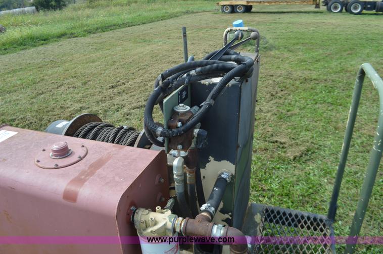 image for item J8705 DP Manufacturing V5BDX1LD hydraulic winch