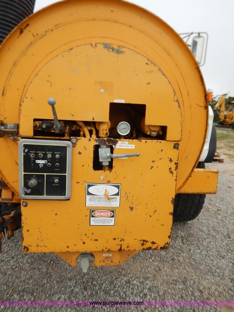 image for item K1649 1995 Ford LN8000 sewer rodder truck