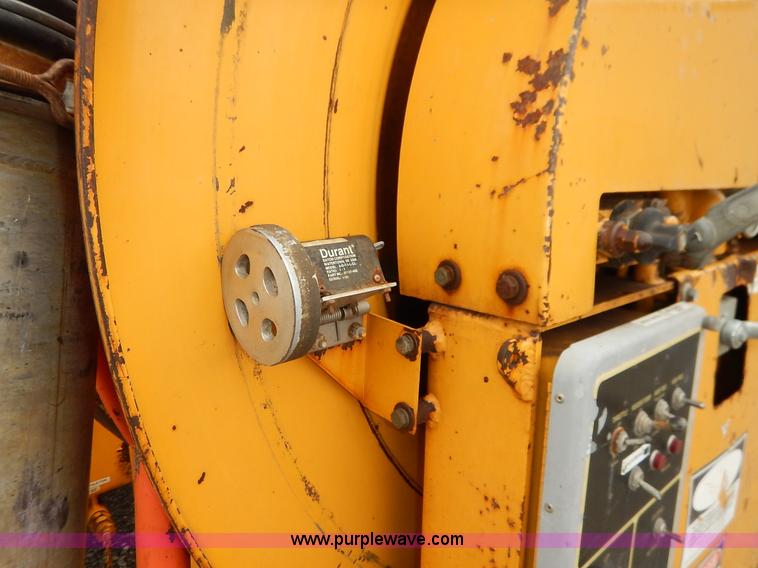 image for item K1649 1995 Ford LN8000 sewer rodder truck