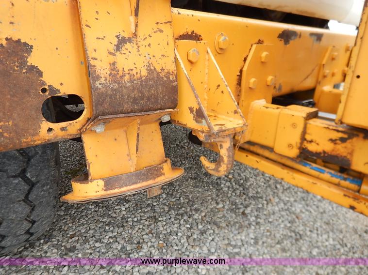 image for item K1649 1995 Ford LN8000 sewer rodder truck