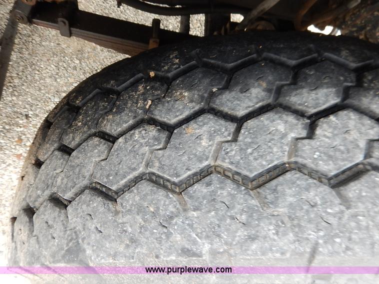 image for item K1649 1995 Ford LN8000 sewer rodder truck