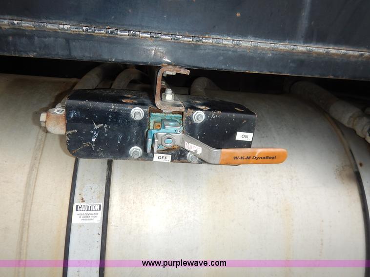 image for item K1649 1995 Ford LN8000 sewer rodder truck