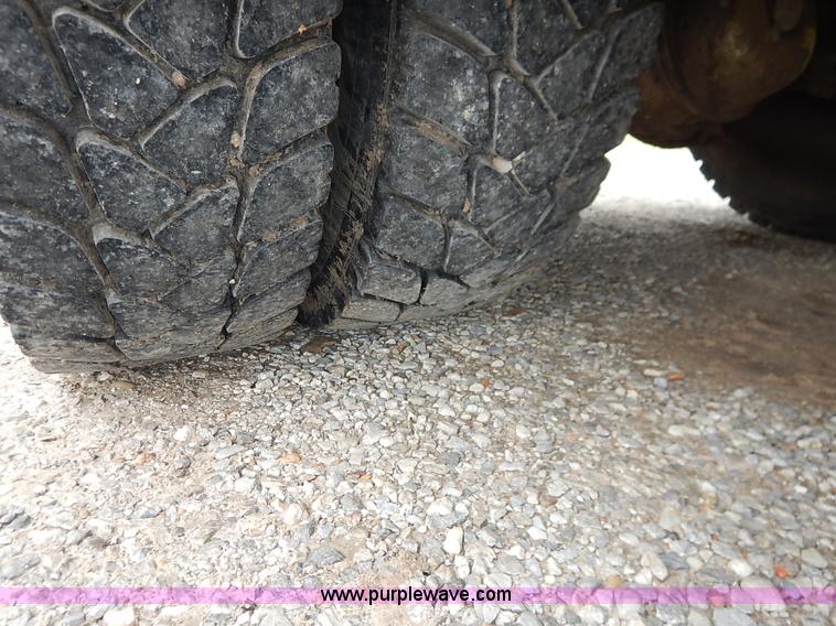 image for item K1649 1995 Ford LN8000 sewer rodder truck