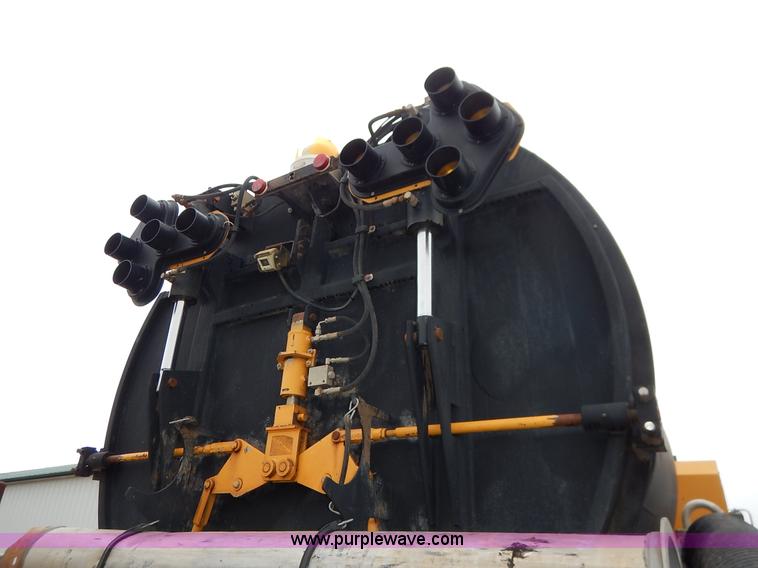 image for item K1649 1995 Ford LN8000 sewer rodder truck