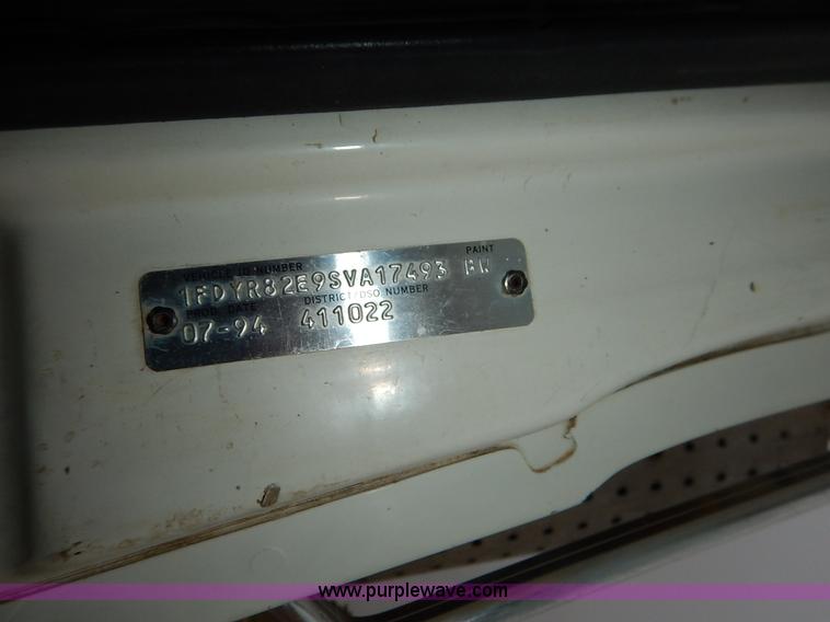 image for item K1649 1995 Ford LN8000 sewer rodder truck