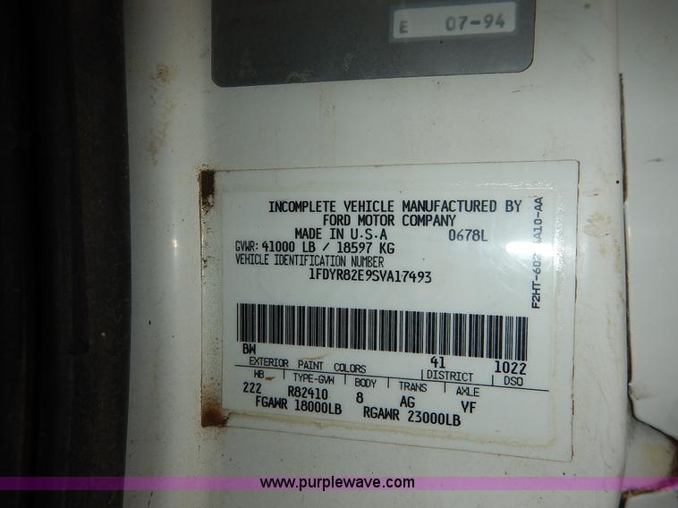 image for item K1649 1995 Ford LN8000 sewer rodder truck