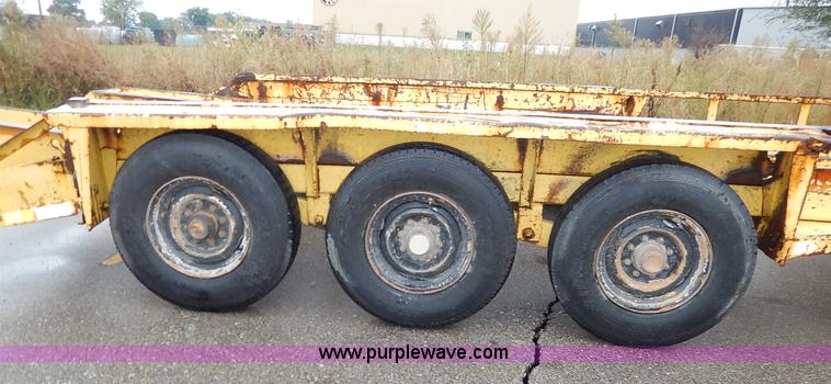 image for item K1660 1987 Belshie T-2 equipment trailer