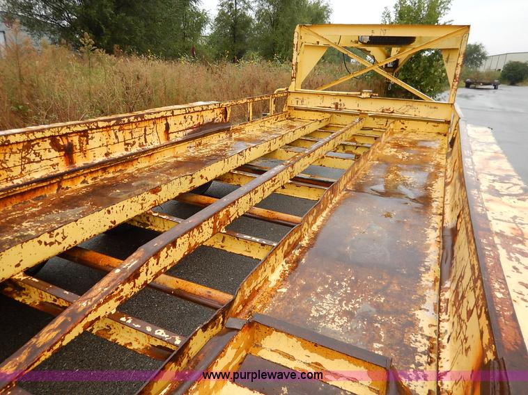 image for item K1660 1987 Belshie T-2 equipment trailer