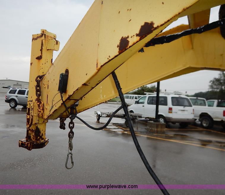 image for item K1660 1987 Belshie T-2 equipment trailer