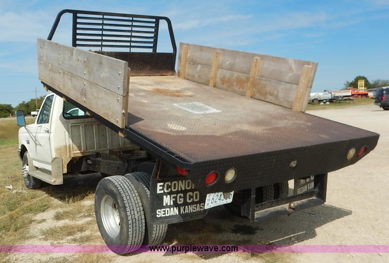 image for item K1718 1991 Ford F450 Super Duty Custom dump bed truck