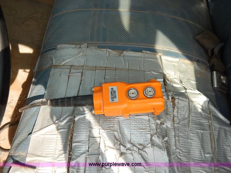 image for item K1718 1991 Ford F450 Super Duty Custom dump bed truck