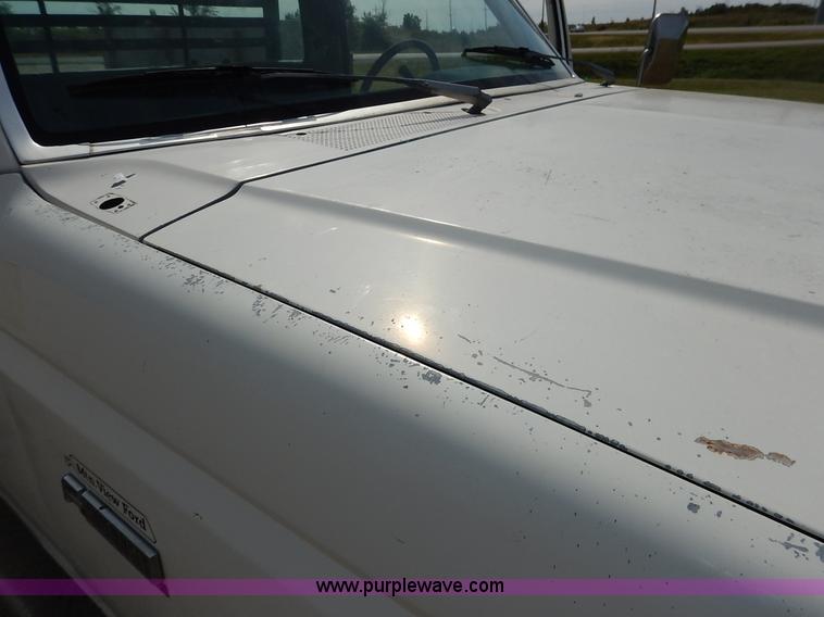 image for item K1718 1991 Ford F450 Super Duty Custom dump bed truck