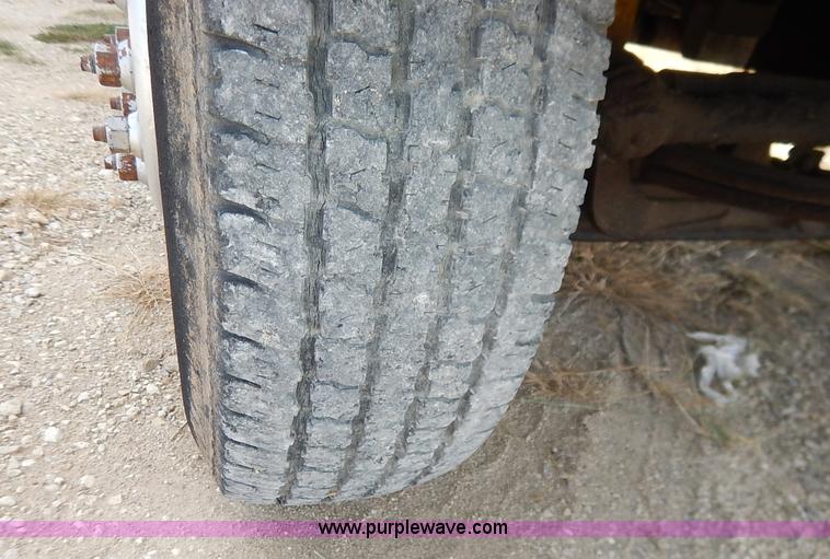 image for item K1718 1991 Ford F450 Super Duty Custom dump bed truck