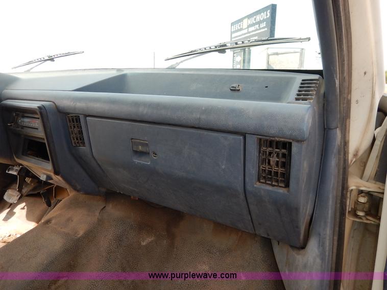 image for item K1718 1991 Ford F450 Super Duty Custom dump bed truck