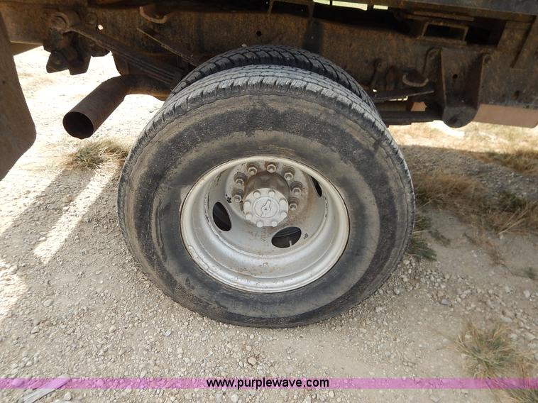 image for item K1718 1991 Ford F450 Super Duty Custom dump bed truck