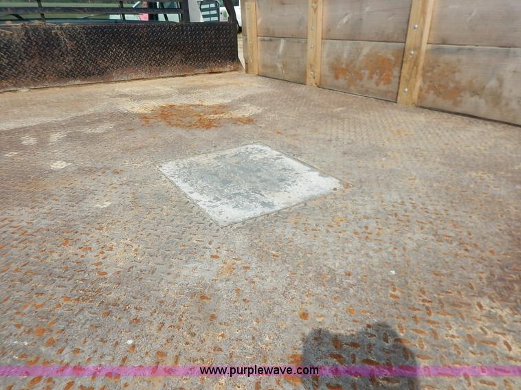 image for item K1718 1991 Ford F450 Super Duty Custom dump bed truck