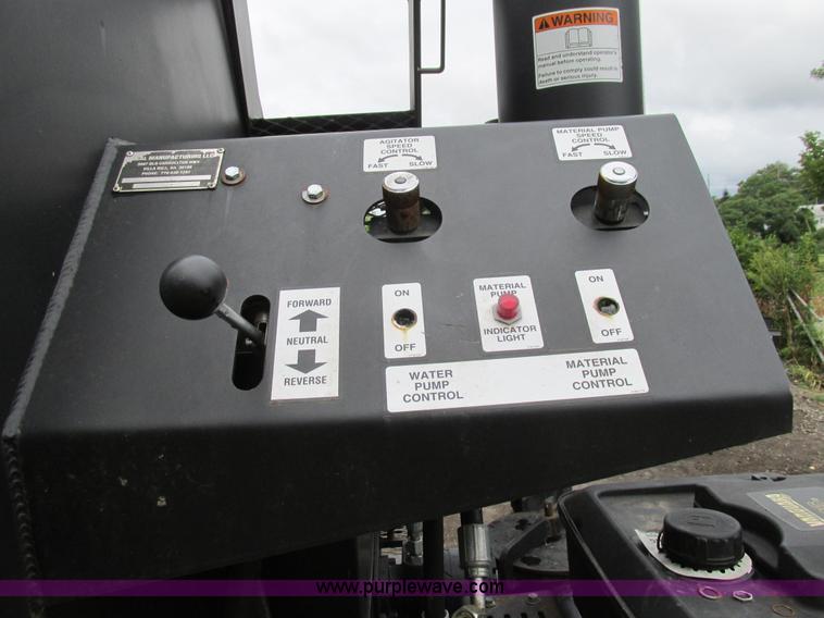 image for item K5170 1985 Ford C800 tank truck