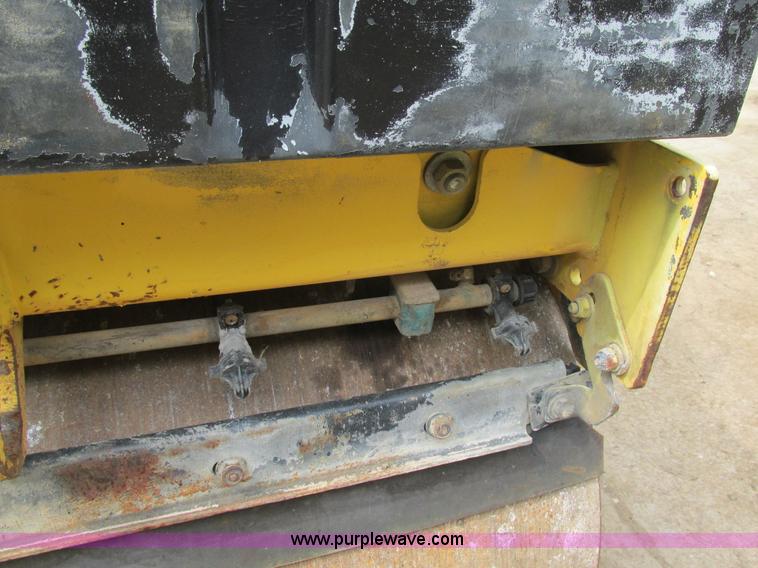 image for item K5171 1999 Bomag BW100AD-3 vibratory double drum compactor