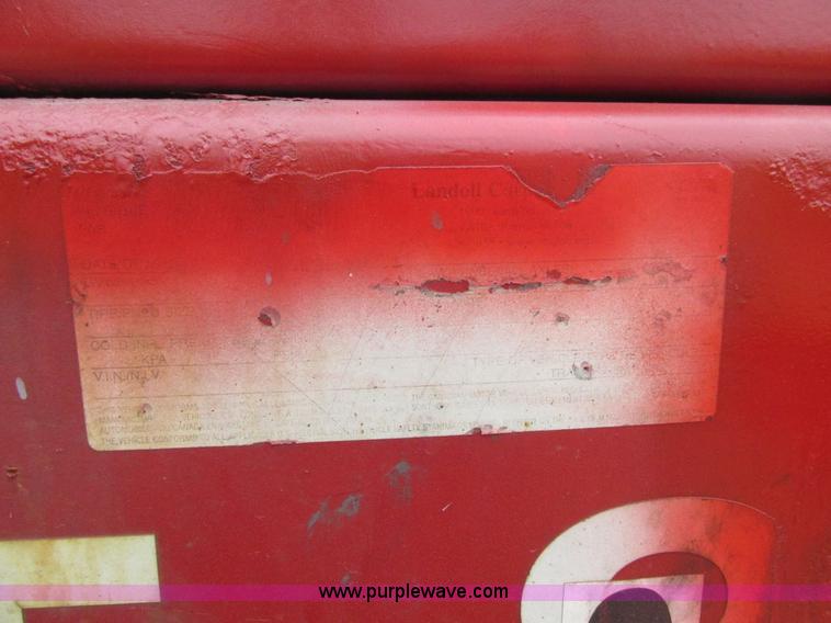 image for item K5172 2000 Landoll 425-41 tilt deck trailer