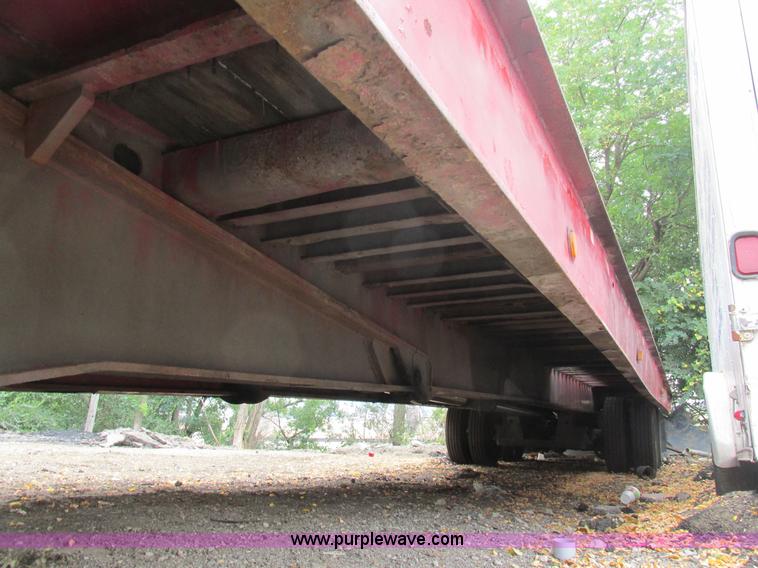 image for item K5172 2000 Landoll 425-41 tilt deck trailer