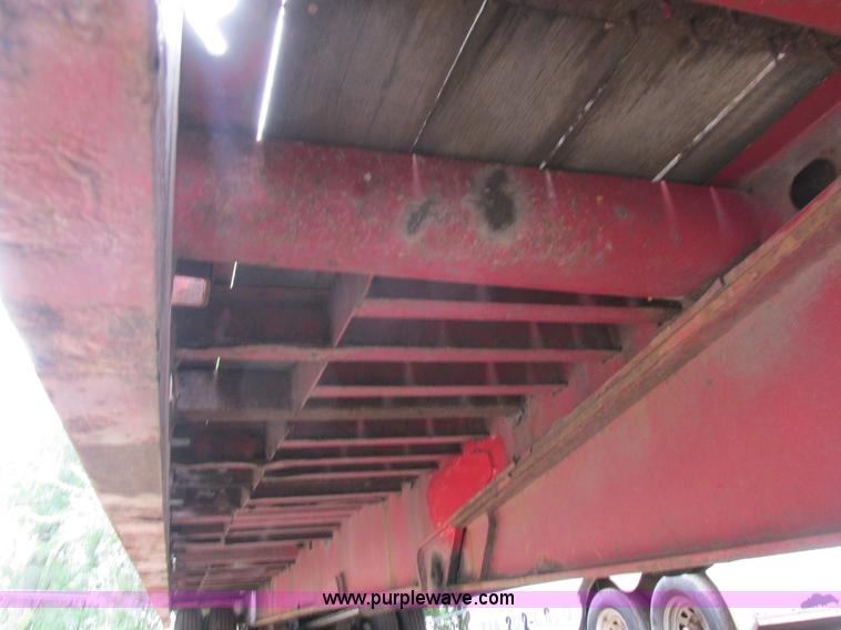 image for item K5172 2000 Landoll 425-41 tilt deck trailer