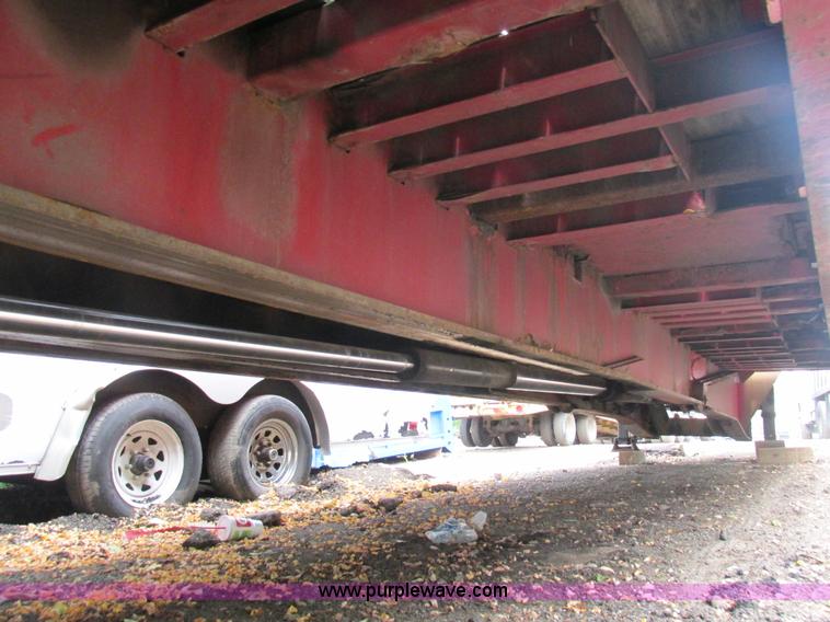 image for item K5172 2000 Landoll 425-41 tilt deck trailer