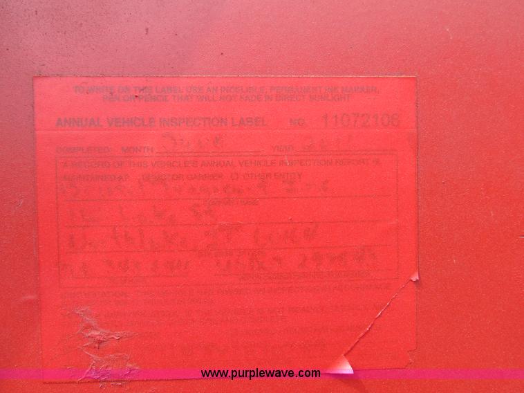 image for item K5172 2000 Landoll 425-41 tilt deck trailer