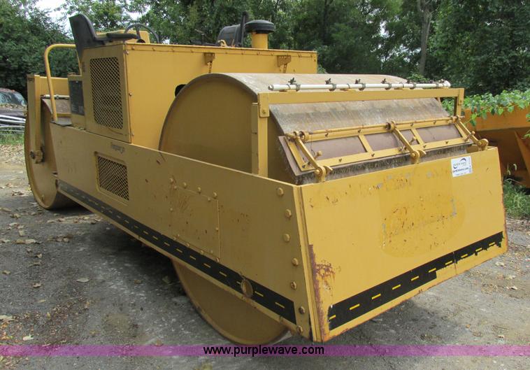 image for item K5173 Ferguson 8-12B double drum roller