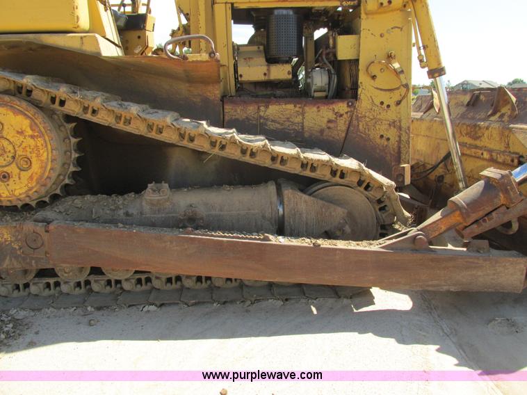 image for item K5178 1988 Caterpillar D6H dozer