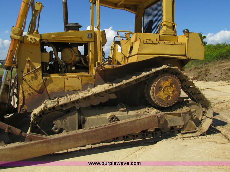 image for item K5178 1988 Caterpillar D6H dozer