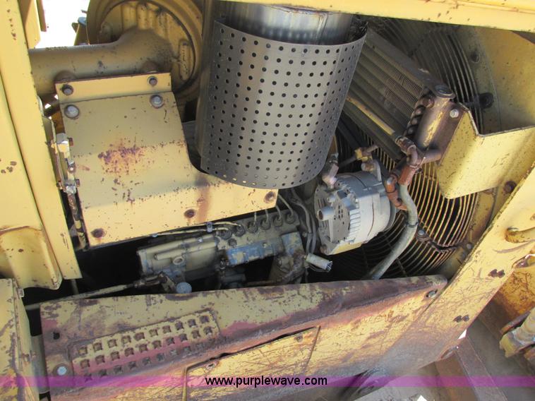 image for item K5178 1988 Caterpillar D6H dozer