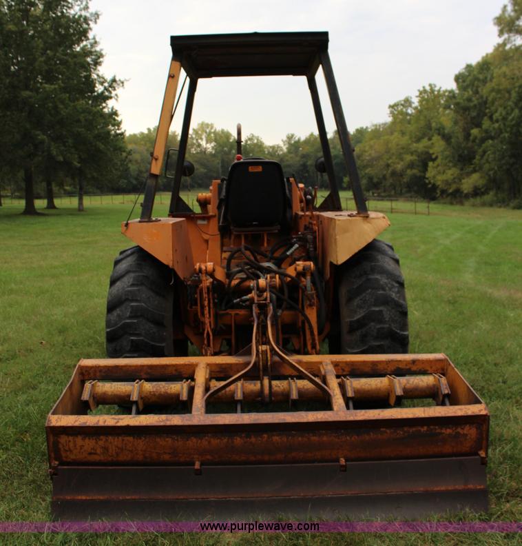image for item L2250 1977 Case 580C-CK landscape tractor