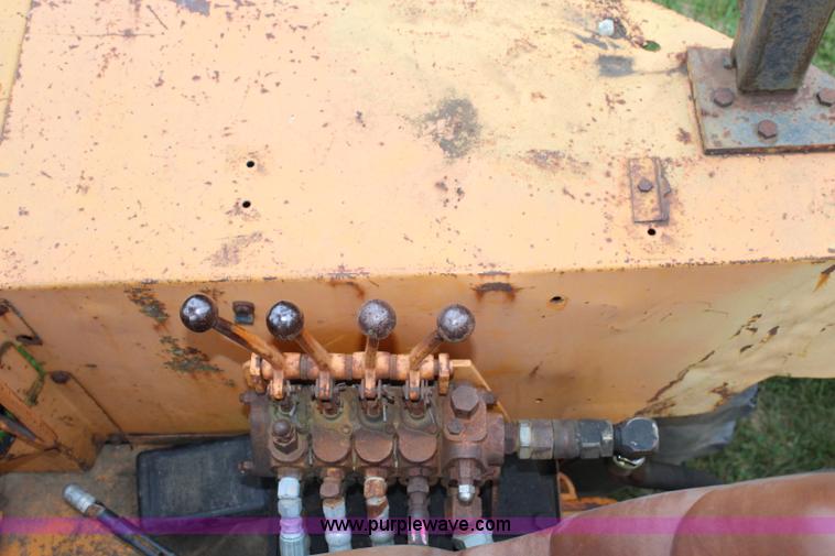 image for item L2250 1977 Case 580C-CK landscape tractor