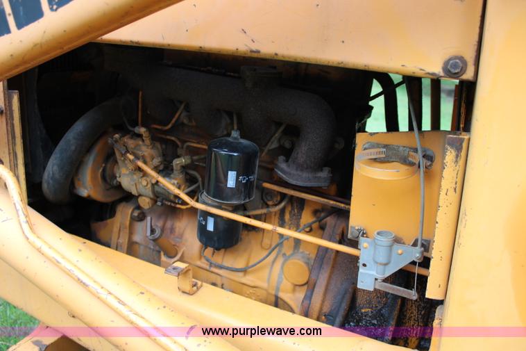 image for item L2250 1977 Case 580C-CK landscape tractor