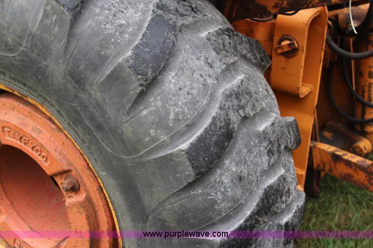 image for item L2250 1977 Case 580C-CK landscape tractor